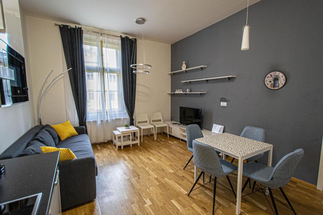 Stylish Apartment In Prague Best Gastronomic Area Ngoại thất bức ảnh